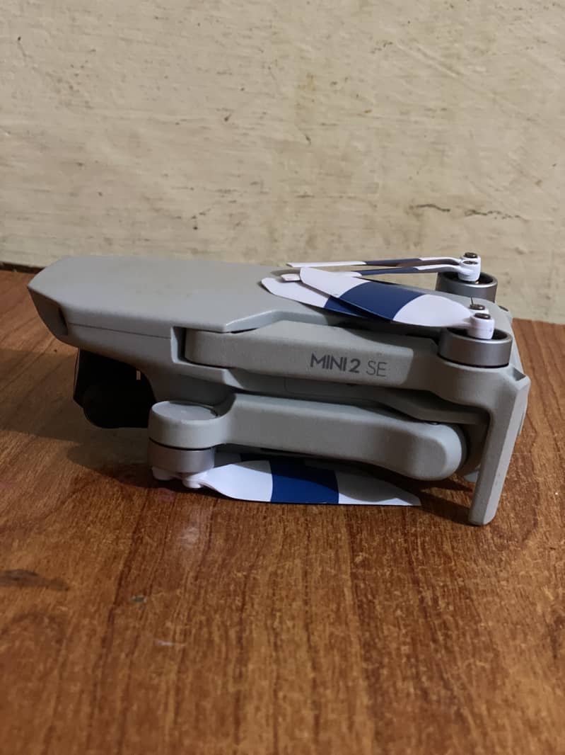 Dji mini 2se drone in good condition 1