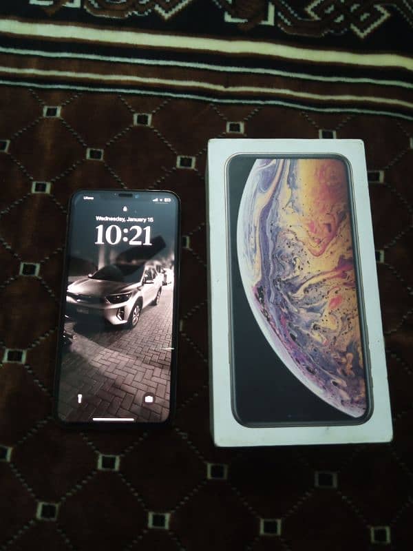 iphone Xs max 512gb pta approved 1