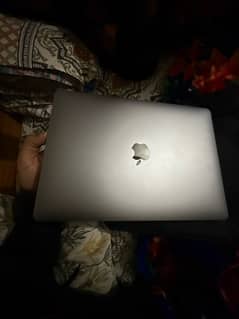 MacBook