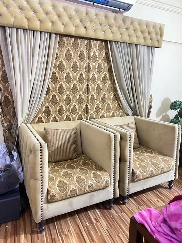 7 seater sofa with curtain 3