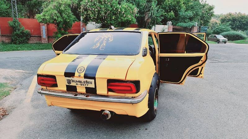 Toyota Corolla GLI Bumblebee 2