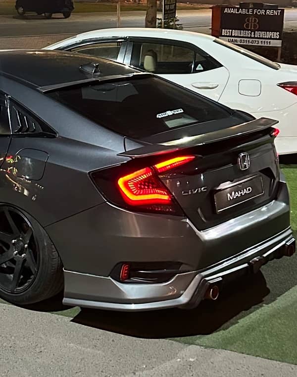 Honda Civic X Snake Style light 0