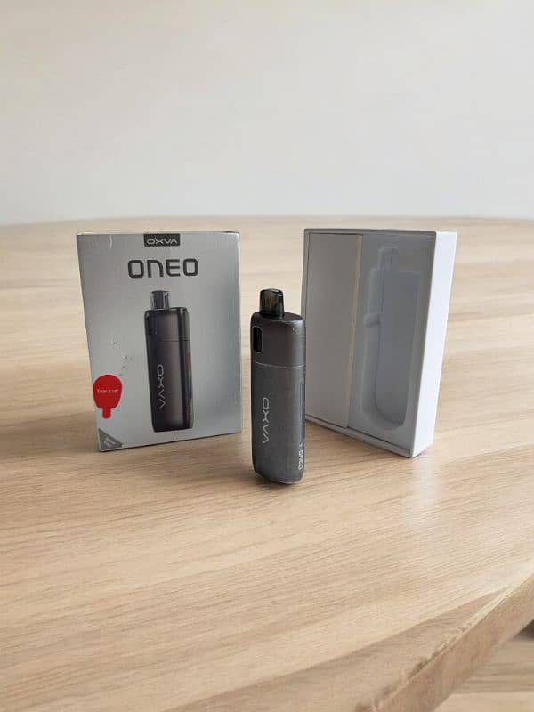 OXVA Oneo Used With Box With One Free Refill 2