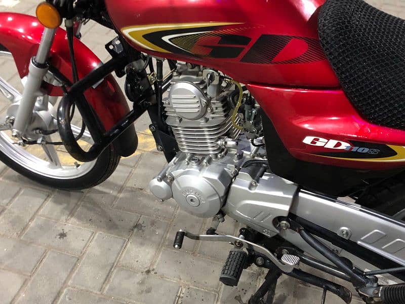 Suzuki GD110s 3