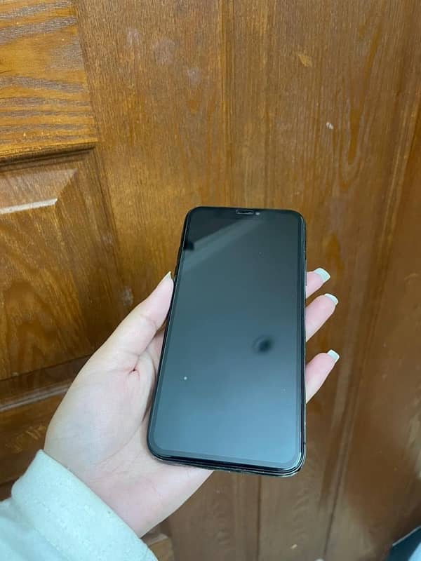 Iphone X 64 gb PTA Approved black colour 1