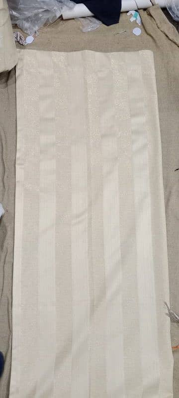 Curtains new design 8tf length 54" widths 8