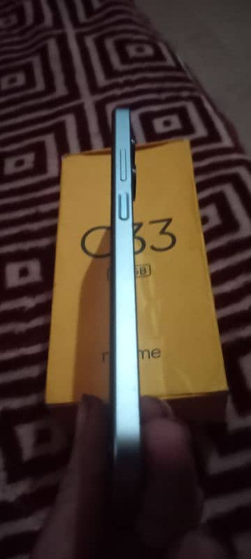 Realme C33 (128GB) 6