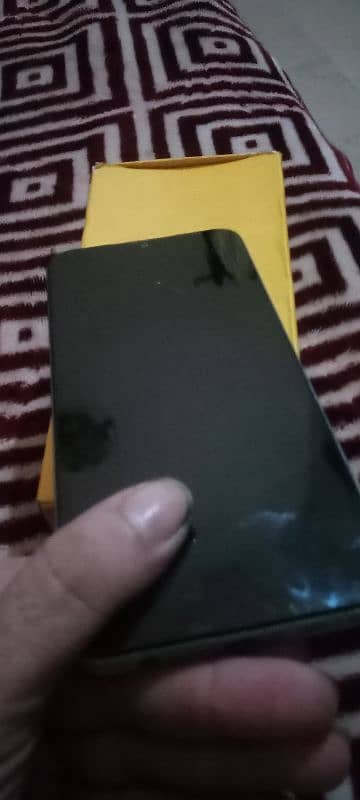 Realme C33 (128GB) 8