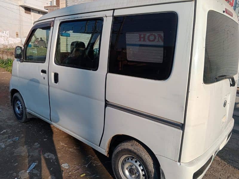 Daihatsu Hijet 2014 1