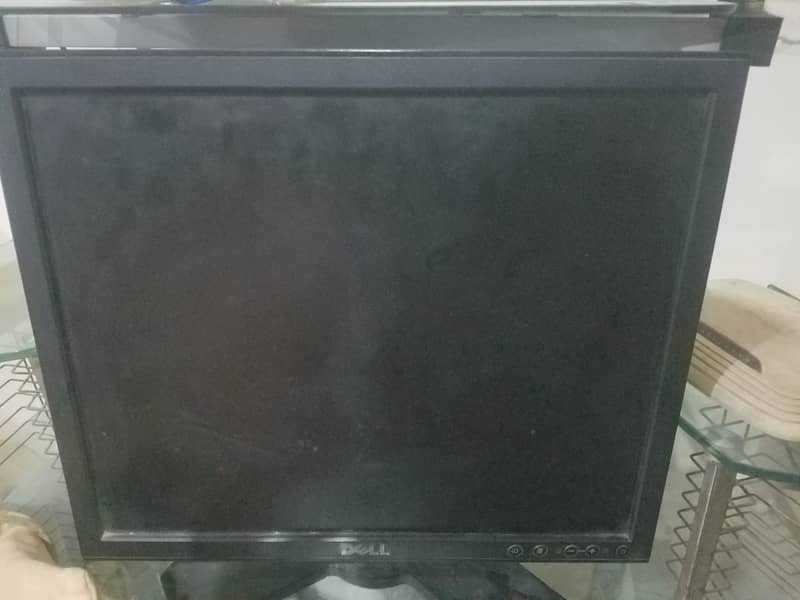 2 dell monitors avaible 0