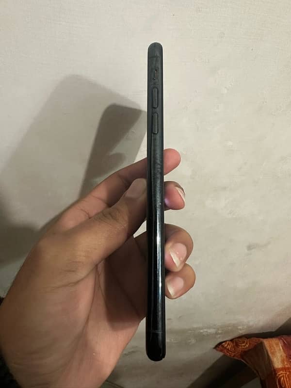 Iphone 11 Pro Max PTA approved 1