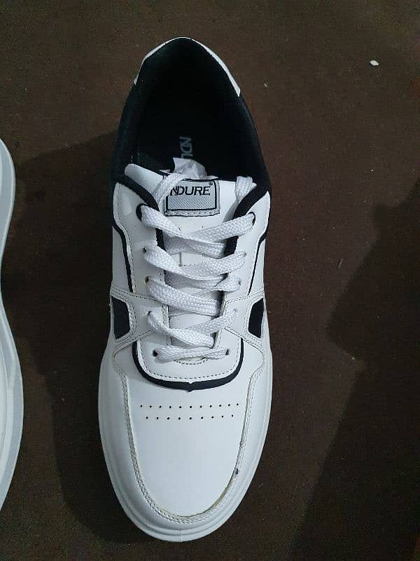 Men's street white sneakers 7