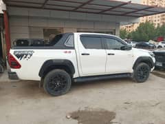 Toyota Hilux 2022