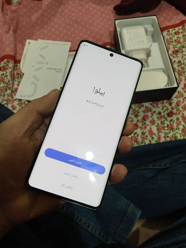 Vivo V30 5g 12.256 10by10 Condition 4