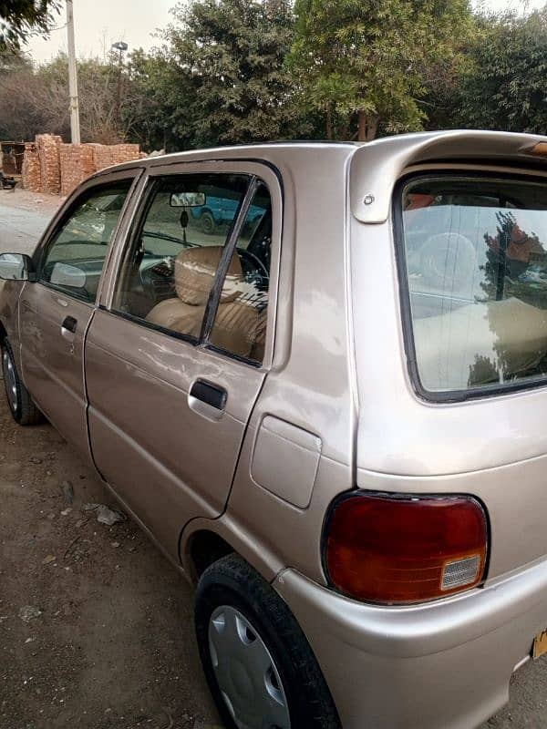 Daihatsu Cuore 2005 5