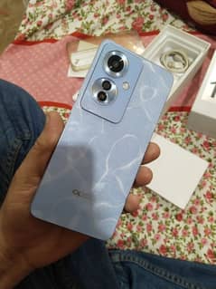 Oppo Reno 11 5g 8.256 New condition