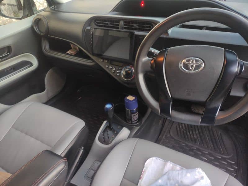 Toyota Aqua 2013 reg 2016 isl no white color 9