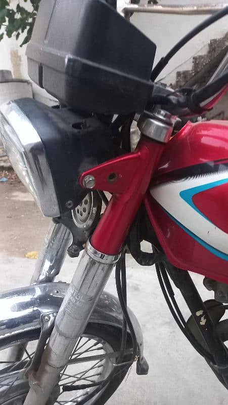 honda 125 2014 model in good condition 8