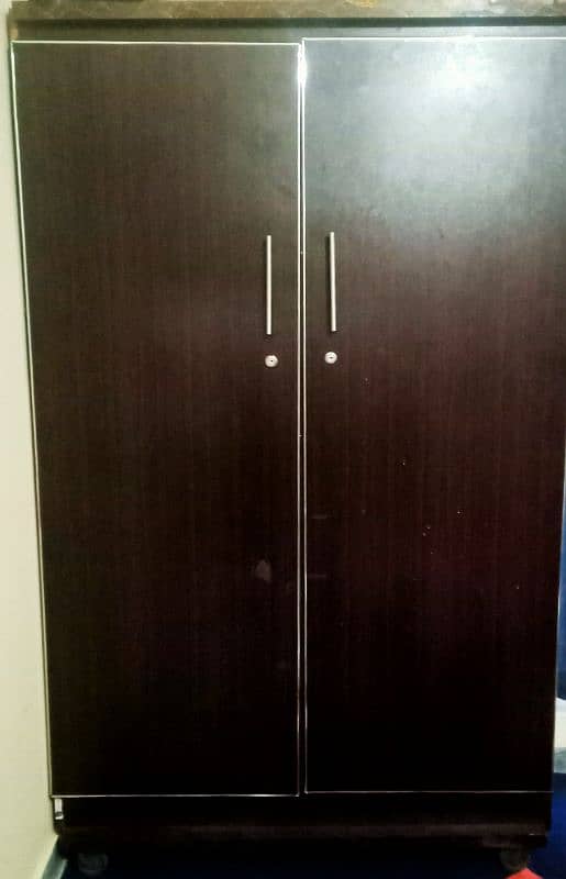 fine quality new wardrobe/cupboard 0