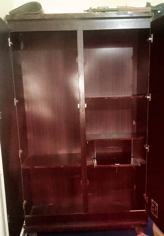 fine quality new wardrobe/cupboard 1