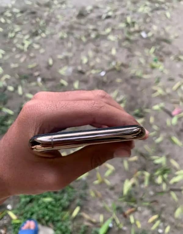 iPhone 11pro 64gb jv serious buyer contact me 3