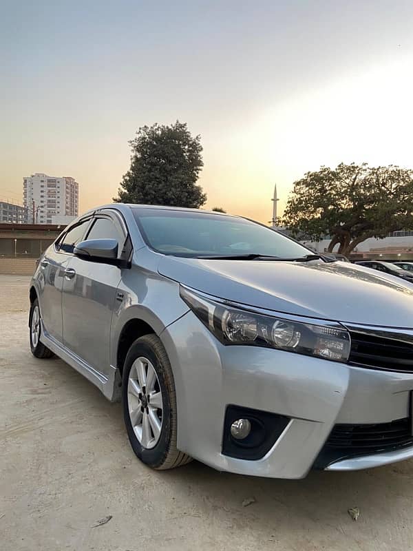 Toyota Corolla Altis 2015 1