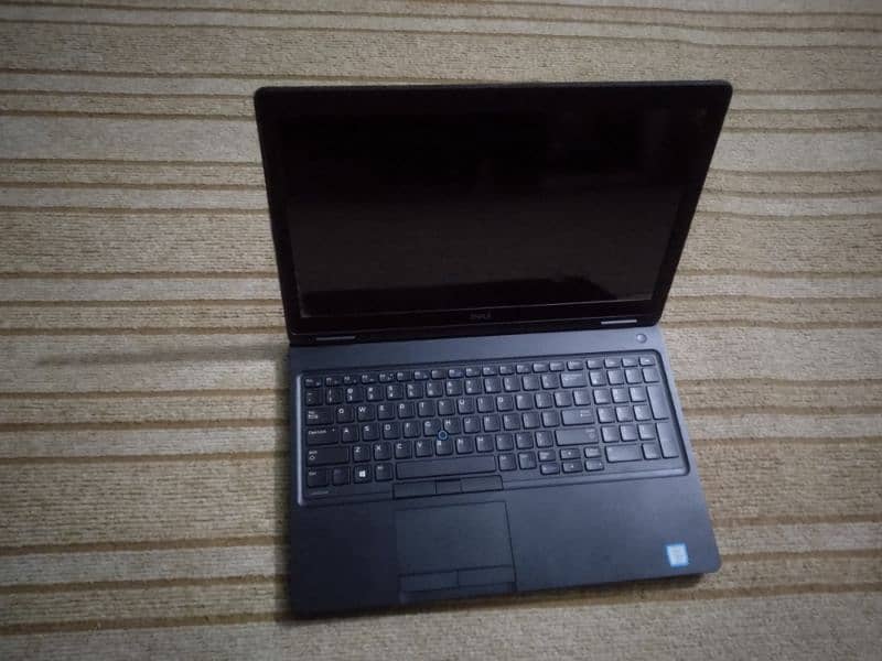 Dell latitude 5580 Core i5 7th gen 1