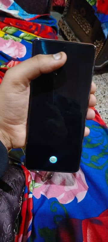 VIVO V40E 3