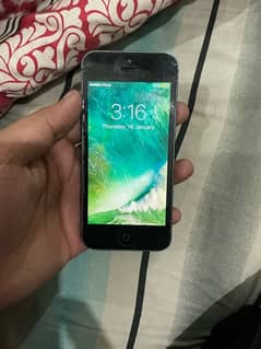 Iphone 5 PTA Approved 8/10 condition