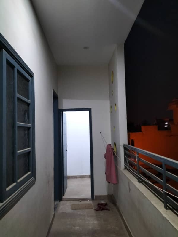 130 sq yards beutyfull new portion for rent in Malik society 5