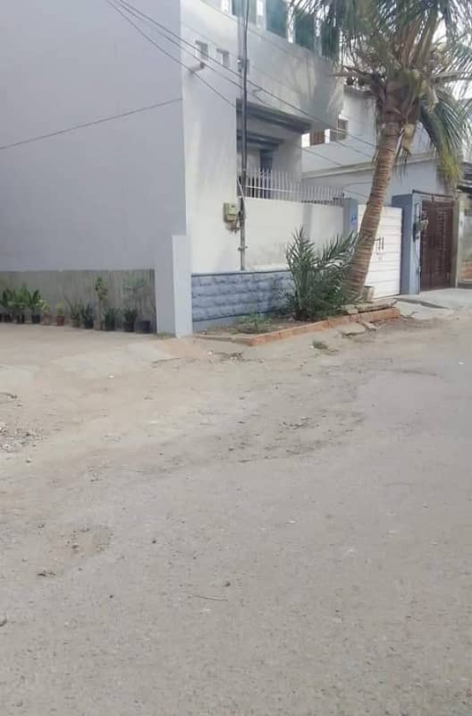 Dont miss 120yard 4bed dd ground+1 bungalow with extra land al hira bungalow near safoora chowk 1