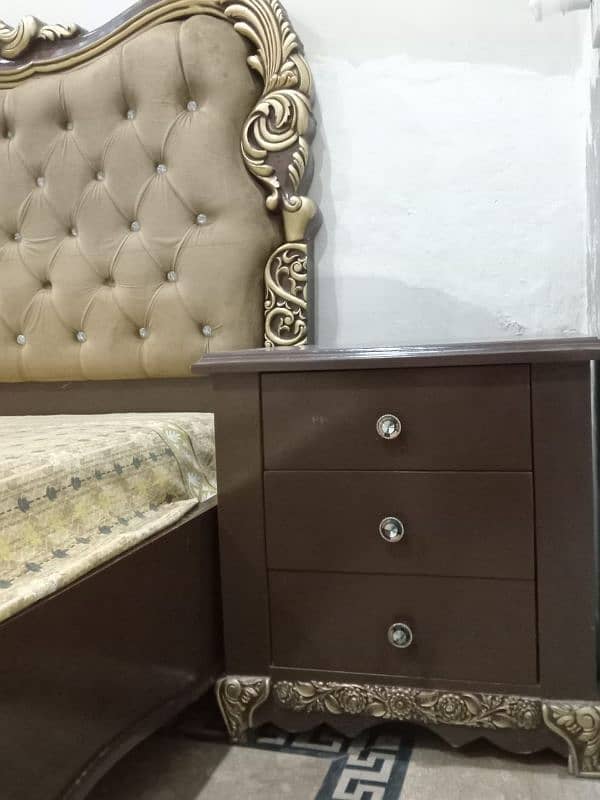 bed, mattress,side tables, dressing 1