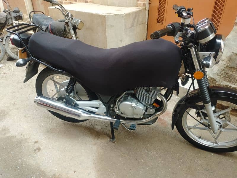 SUZUKI GS 150 SE 8