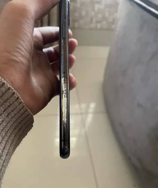 iPhone x 256gb non pta 10/8 condition 4