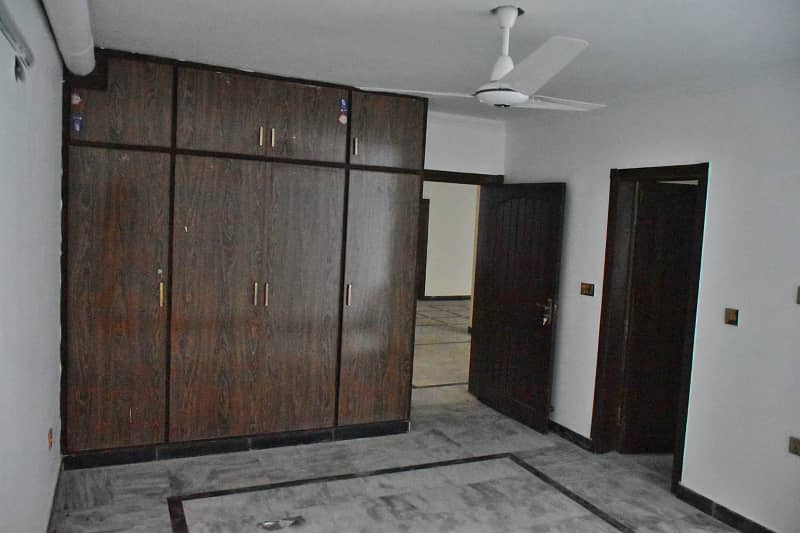 Basement For Rent in G-13 (35x70) 0