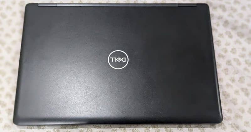 Dell Latitude 5590 8