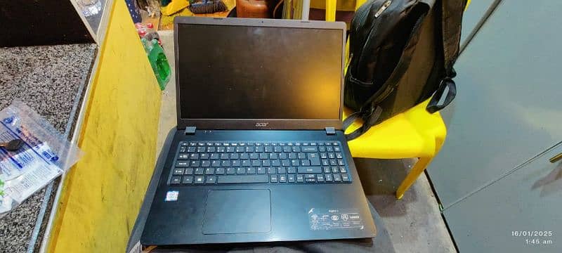 core i5 8th generation Acer aspire 3 0