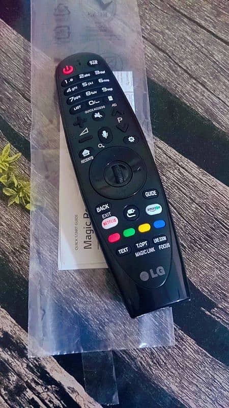 lg magic remote with mouse pointer & Bluetooth voice command 9