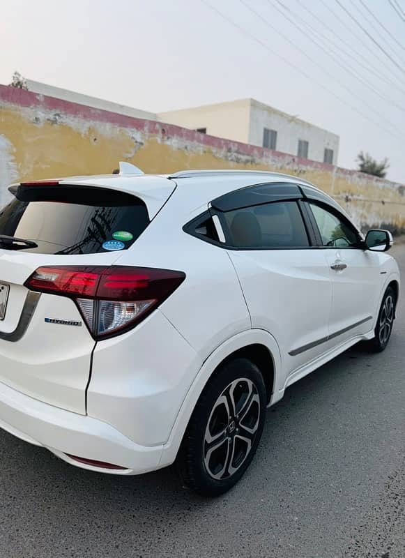 Honda Vezel 2015 3