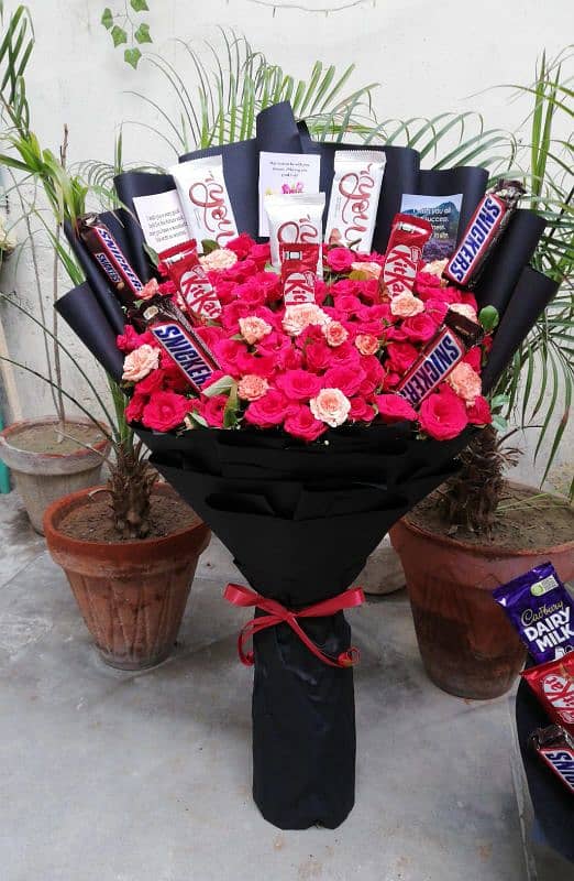 customize gift boxes & chocolate basket bouquet for valentines day 1