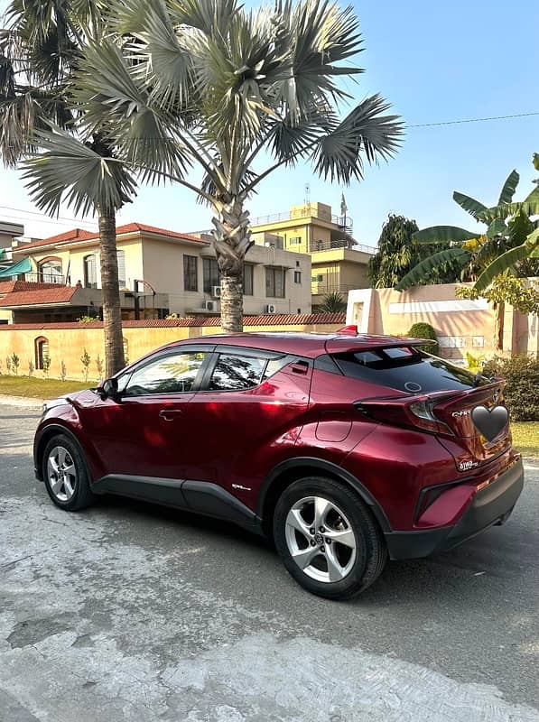 Toyota C-HR 2018/21 Total Geniune 4