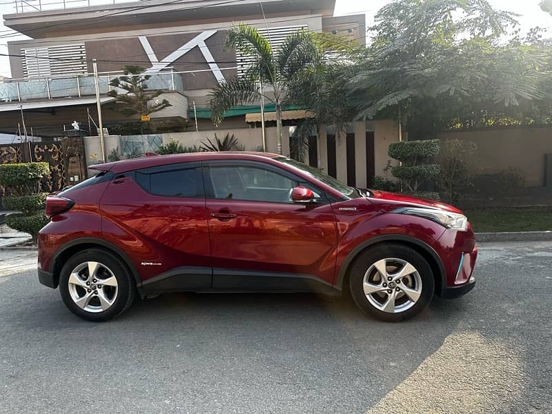 Toyota C-HR 2018/21 Total Geniune 6