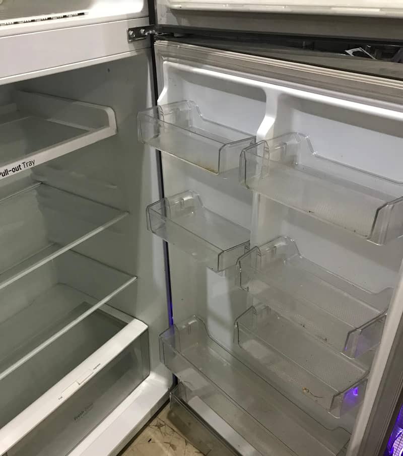 LG No-Frost Inverter Fridge 3