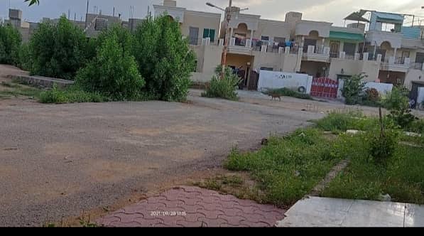 Urgent sale 120yrd lease plot ready to move society areesha villas near saadi garden scheme 33 5