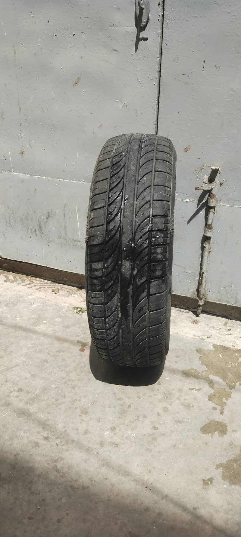 Tyre for sale 1