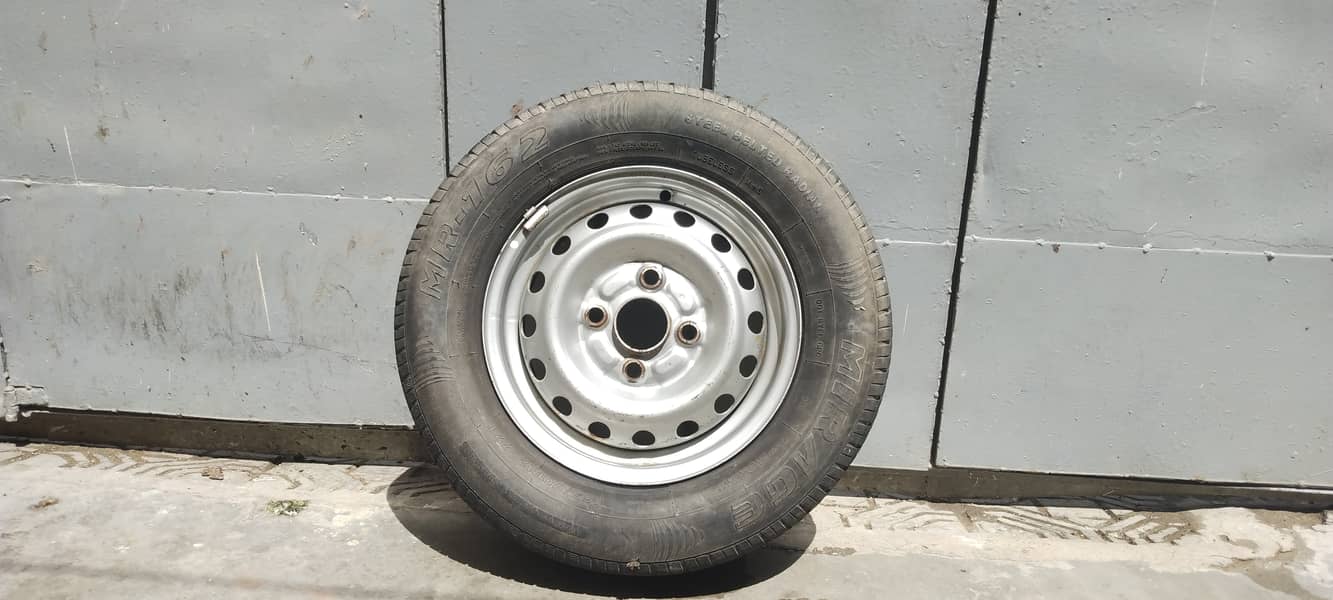 Tyre for sale 2