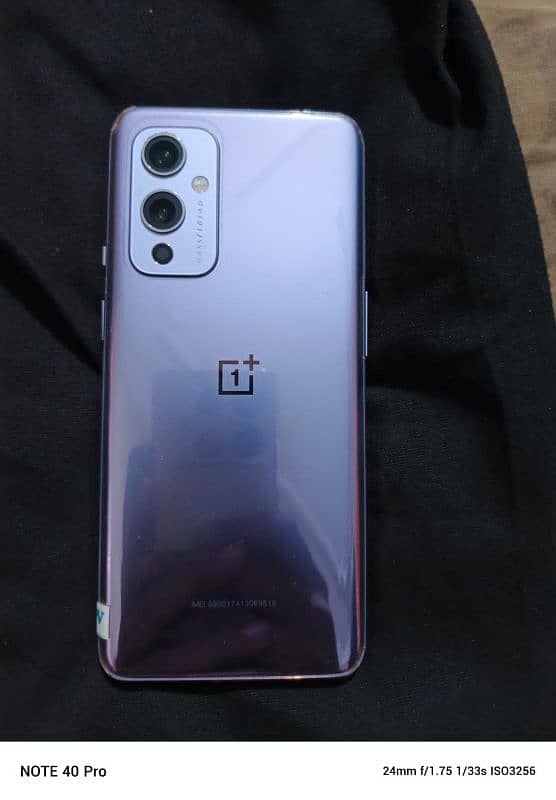 OnePlus 9 5G 8/128 4