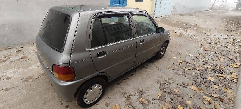 Daihatsu Cuore 2009 model good condition family use car 3