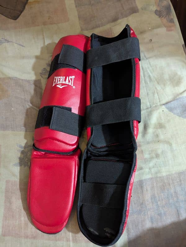 shin pad 1