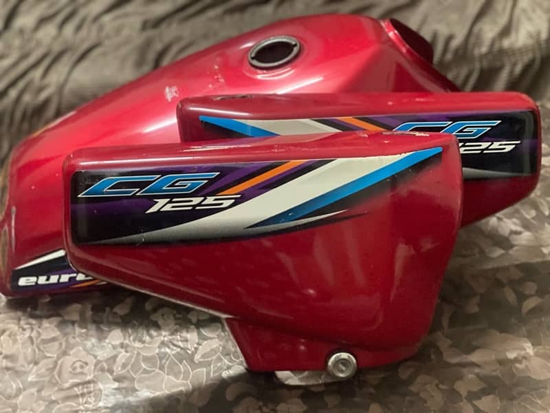 honda 125 genuine tank 2